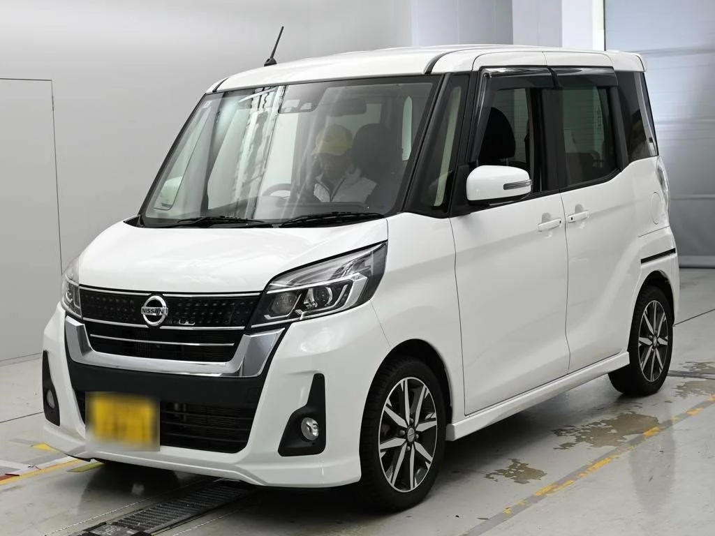 Nissan Dayz Roox B21A 2018